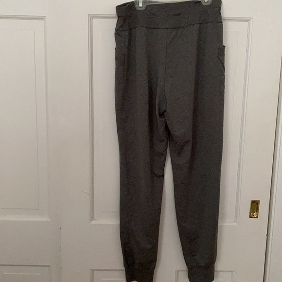 PERFECT Gray Jogger - Picture 5 of 7